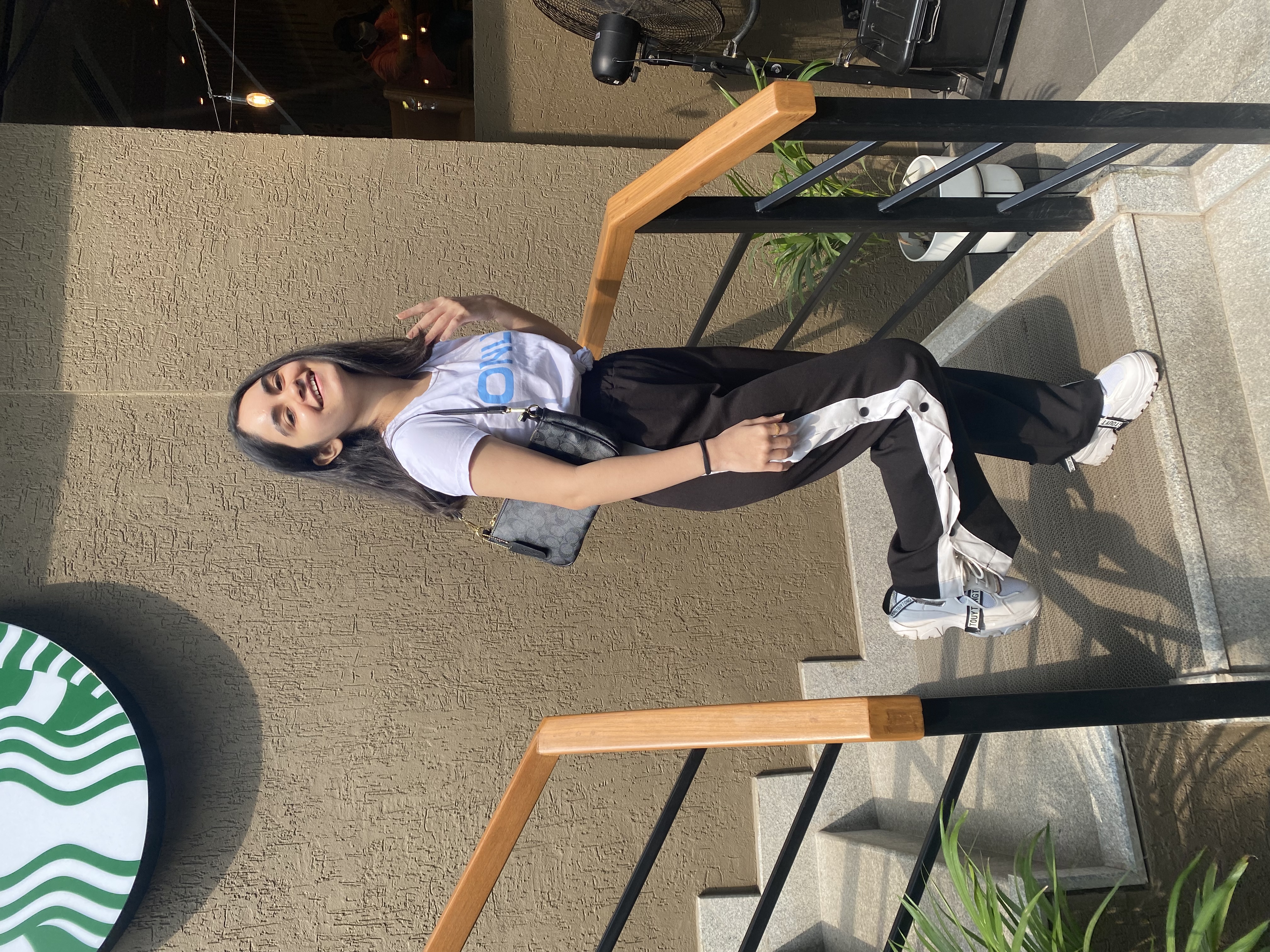 Myglit Jobs |  Nishita Yadav - Recruiter
