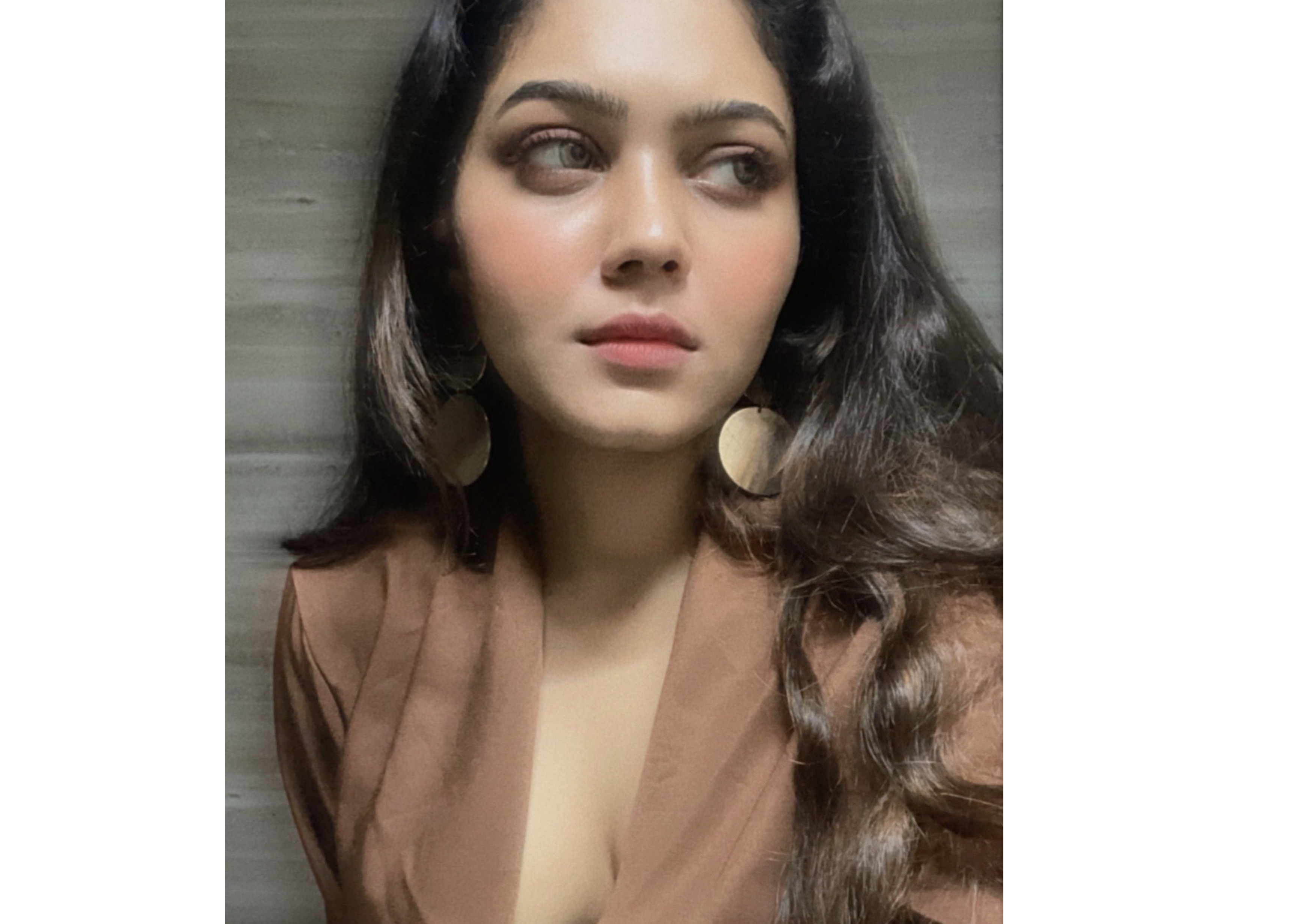 Myglit Jobs |  Nidhi Sisodiya - Recruiter